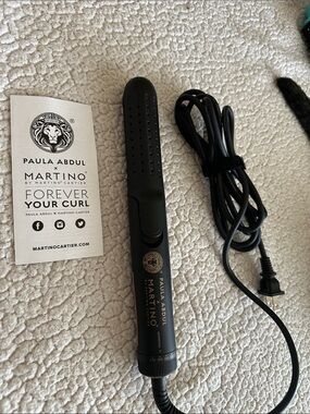 Paula Abdul Forever Your Curl curling iron